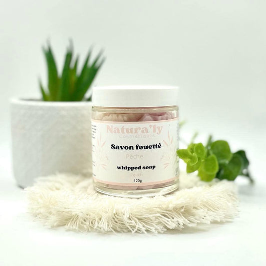 Savon fouetté pêche